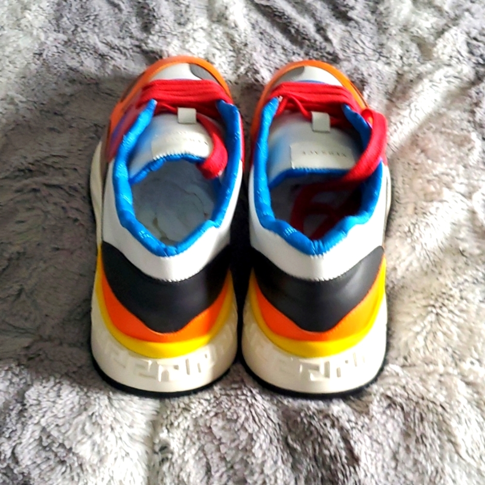 Versace Faces - image 4